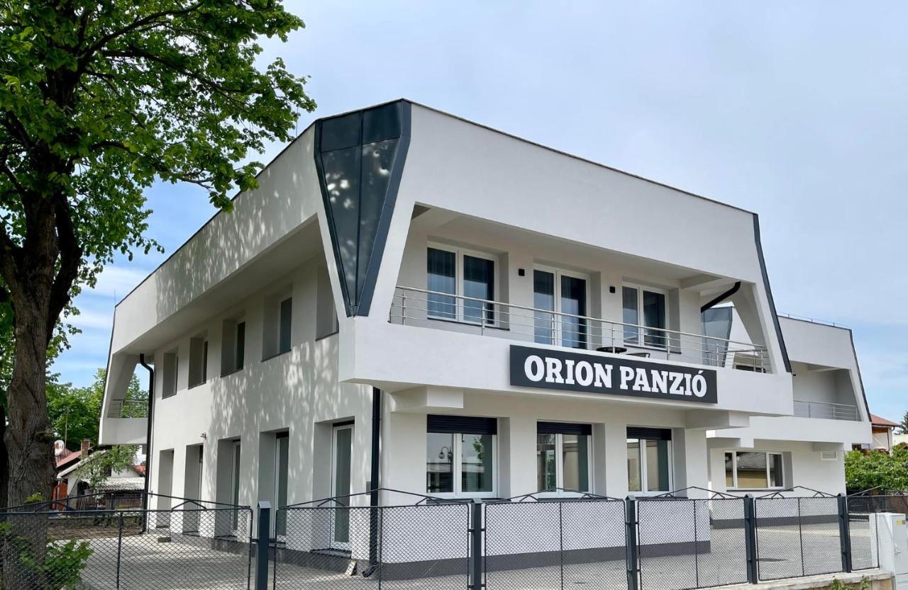 مبيت وإفطار Hajdúszoboszló Orion Panzio المظهر الخارجي الصورة